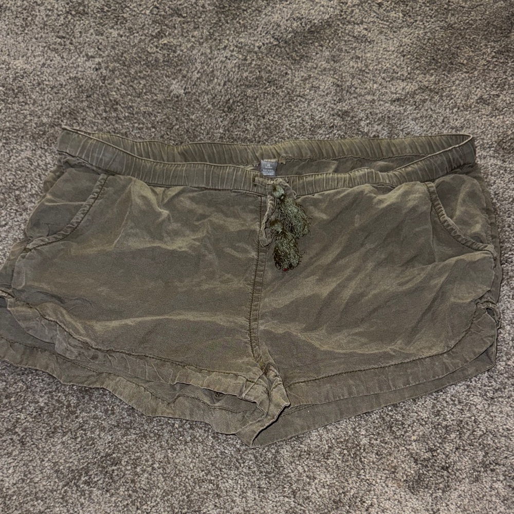Aerie Olive Cargo Shorts for Women
